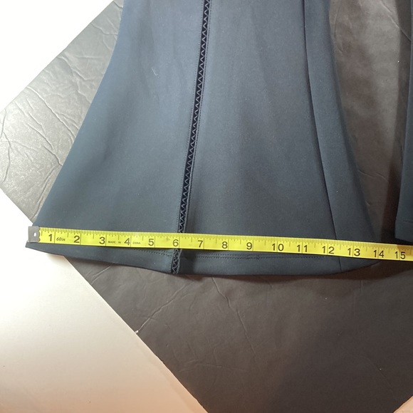 🔥Sale Original Cushnie et Ochs Cropped Flare Neoprene Pants, Mesh Detail - Picture 6 of 8